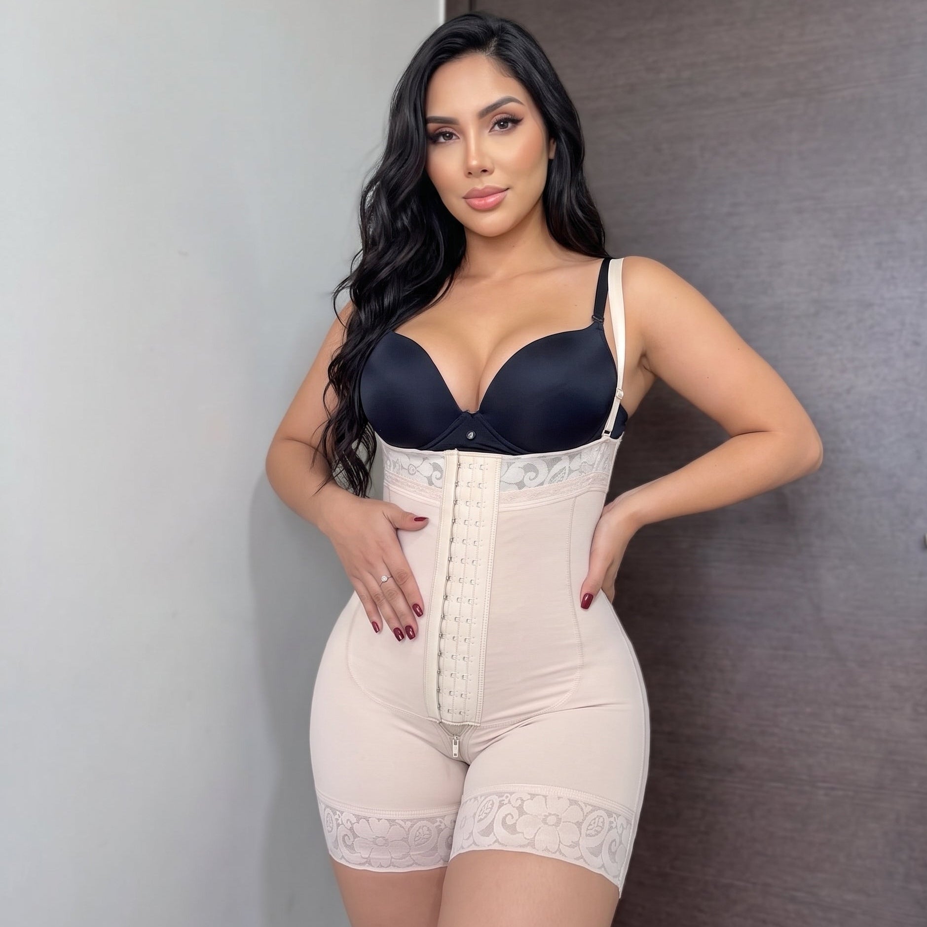 FAJA STRAPLESS MOLDEADORA / cintura definida
